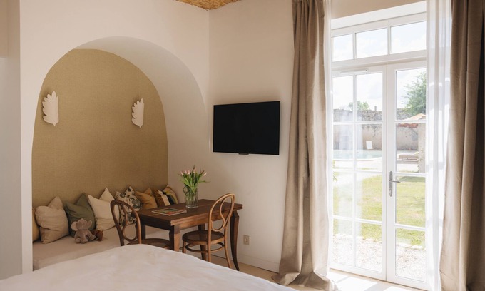 Saint-Seurin-de-Cadourne Apartamento | Studio 1-Estudio-Baño con bañera-Diseñador-Vista al Jardín
