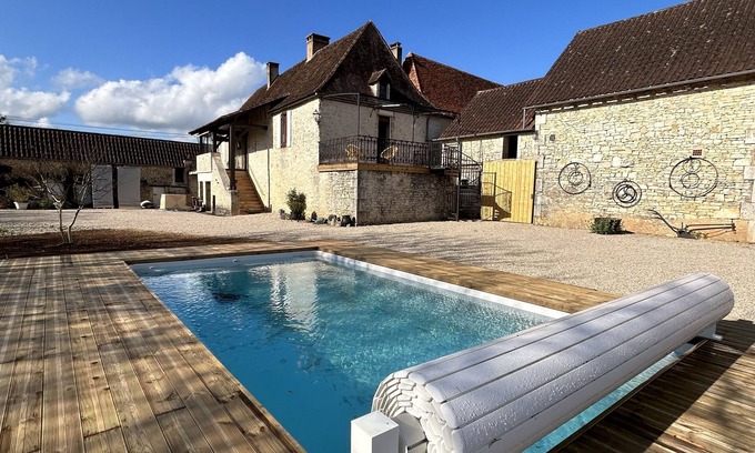 Sainte-Eulalie-d'Ans Casa | Magnificent old farmhouse in Périgord Noir rated 4 stars