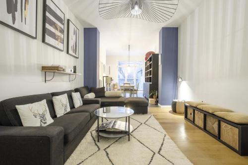 Matonge Apartamento | Magnificent 2 bedroom duplex + terrace Ixelles