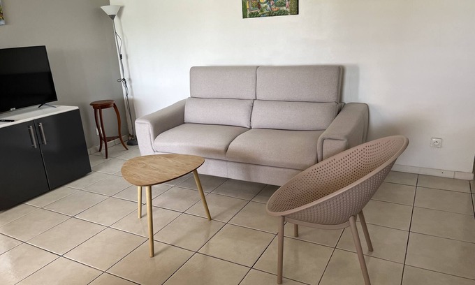 Pointe de la verdure Apartamento | Magnificent apartment 2 km from the beach