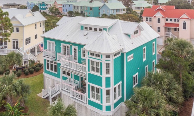 Beachwalk Casa | Casa de playa mejorada y personalizada con vista al mar y al pantano