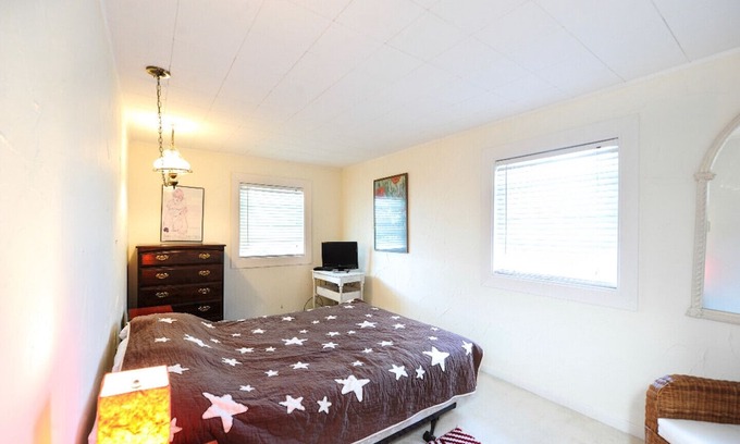 Wainfleet Casa | Magnificent Beach House Lake Erie