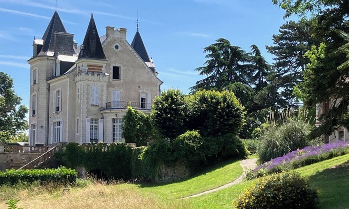 Esvres Otro | Magnificent Château in the heart of Touraine, 15 minutes from Tours