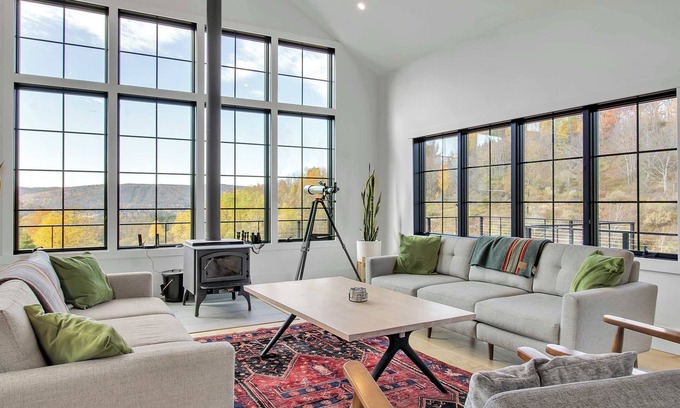 Ellicottville Casa | Magnificent Chalet, Sweeping Views and Hot Tub