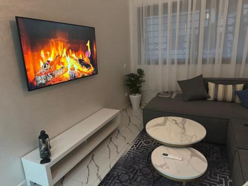 Belvedere Apartamento | Magnificent Cozy New Luxury Condo in Prime Casablanca Location