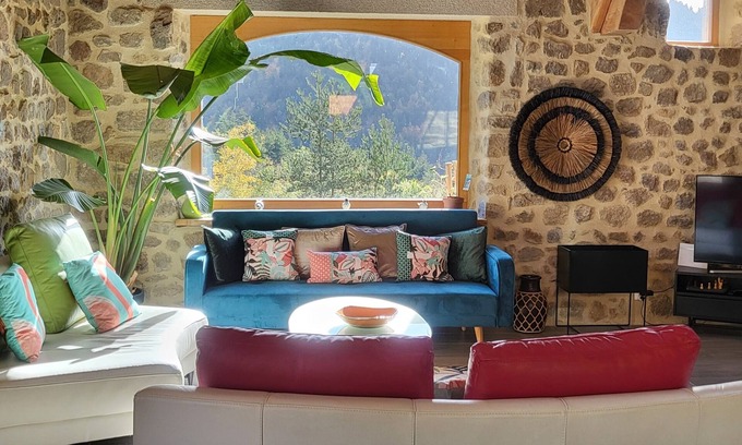 Rochepaule Otro | Magnificent Gîte in the heart of the Ardèche Verte region