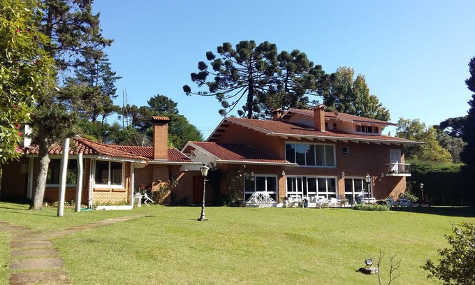 Campos do Jordao Casa | MAGNIFICA CASA RODEADA DE BOSQUE NATIVO, PARA QUIEN QUIERES TRANQUILO