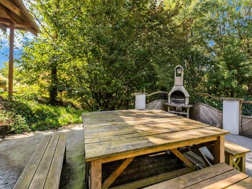 Schwalefeld Casa | Magnificent Holiday Home in Willingen near Forest