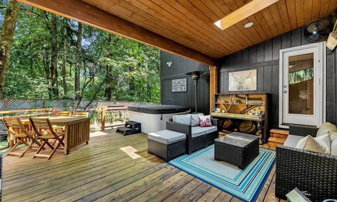 Marylhurst Casa | Magnificent Lake Oswego Escape, Backyard Oasis w/ Hot Tub, Putting Green, Huge Deck, and Game Room