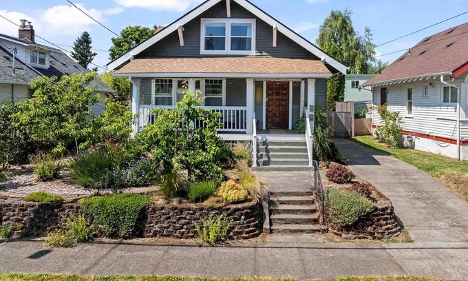 Foster - Powell Casa | Great Deals on Summer Stays!