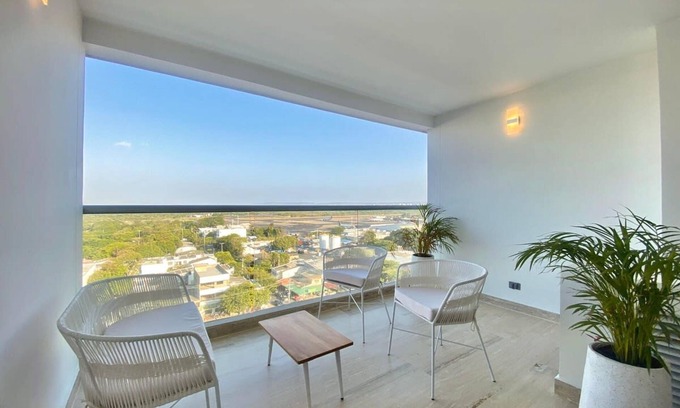 Urbanizacion Eliana Apartamento | Magnificent Loft With Terrace