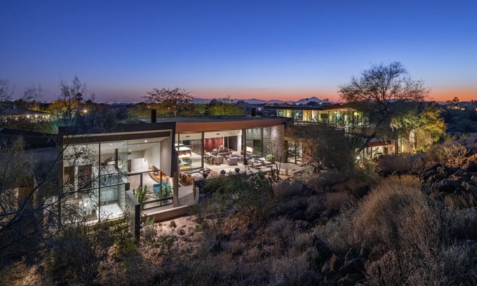 Central Scottsdale Casa | Magnificent Mountainside Estate with Ultimate Privacy