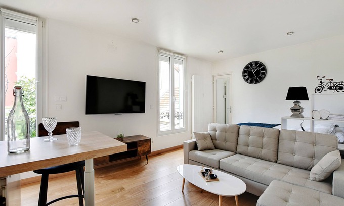Charenton-le-Pont Apartamento | Magnificent new studio (just outside Paris)