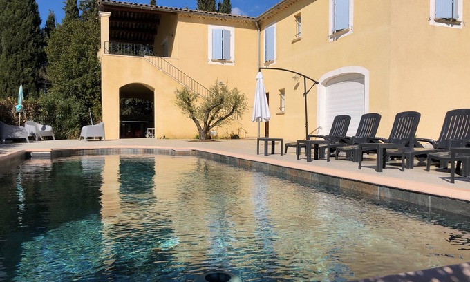Beaumes-de-Venise Villa | Magnífica propiedad con piscina y vista