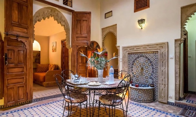 Sale Medina Casa | Riad magnífico para una estancia radiante y confortable, Riad familiar.