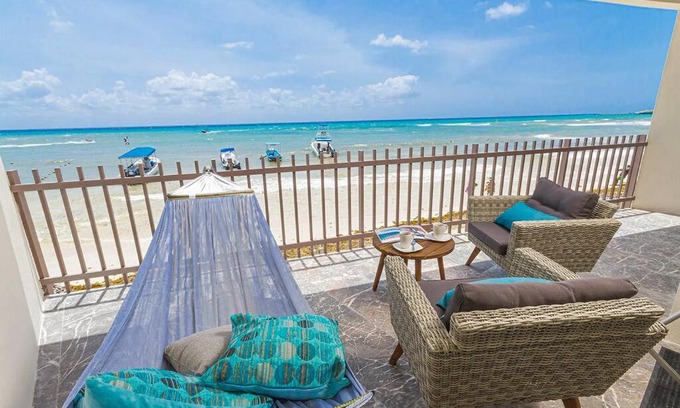 Zazil-ha Apartamento | Magnificent Seafront Flat
