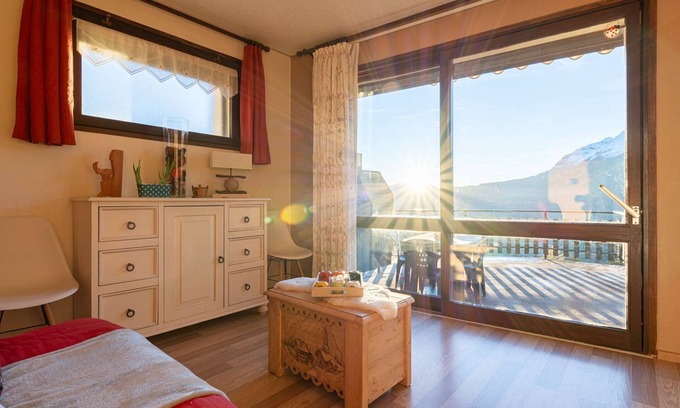 Saint-Jean-de-Sixt Apartamento | Magnificent View from this Mountain Cocoon