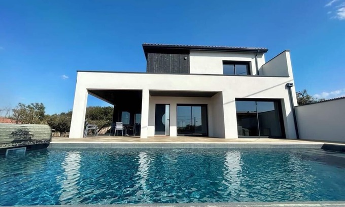 Moliets-et-Maa Villa | Magnificent Villa and House DUNE for 20 people