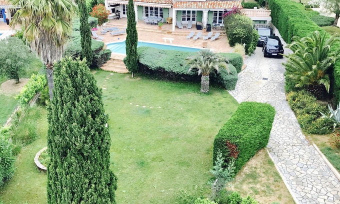 Les Restanques Villa | Magnífica VILLA EN LA PAZ en GRIMAUD, piscina, bolera: St Tropez, Ste Maxime