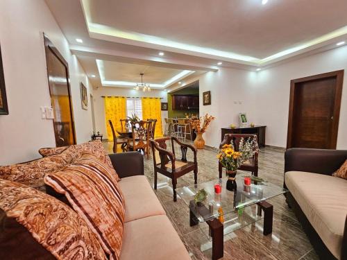 Residencial El Doral Casa | Magnifico Alojamiento
