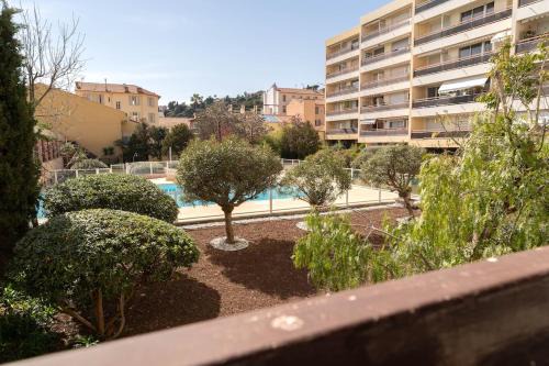 Beaulieu-sur-Mer Apartamento | Magnifique Appartement, Piscine, Proche gare