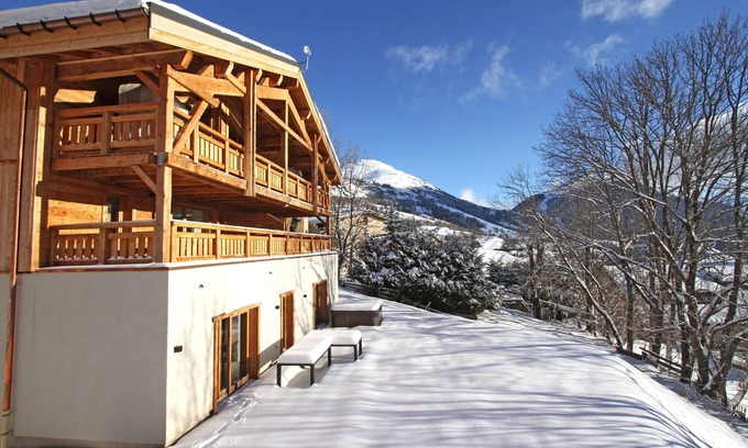 Huez-en-Oisans Chalet De Esquí | Chalet montagnard avec bain à remous + sauna privés! Proche du télésiège