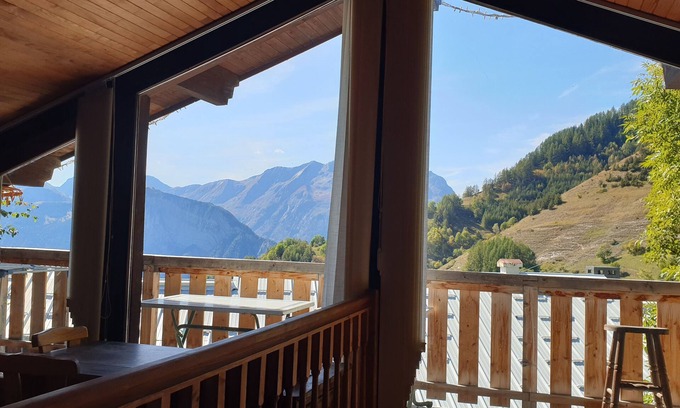 Huez-en-Oisans Chalet De Esquí | Magnifique Chalet Baigner de Soleil ski au Pied