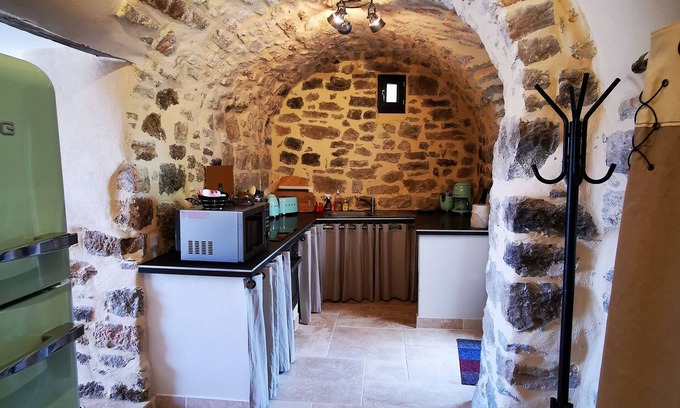 Lablachere Casa | Magnifique Gîte en Pierres 6 Personnes Avec Piscine Privée Ardèche Plein sud