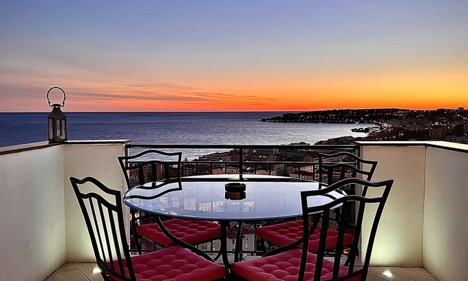 Menton Apartamento | MAGNIFIQUE MINI VILLA 2 PIÈCES,IMMENSES TERRASSES,VUE MER FÉÉRIQUE & PARKING