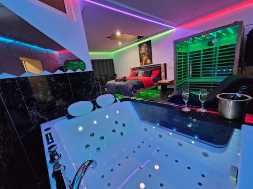 Differdange Apartamento | Magnifique Suite Spa Luxembourg