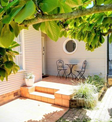 Bowral Casa | Magnolia Corner