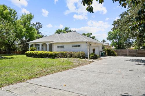 Upper Grand Lagoon Casa | Magnolia Hideout