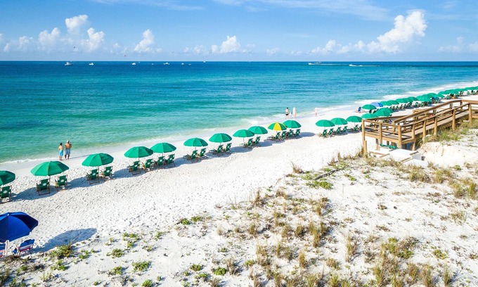 Holiday Isle Condominio | Magnolia House 309 1 Bedroom Condo by RedAwning