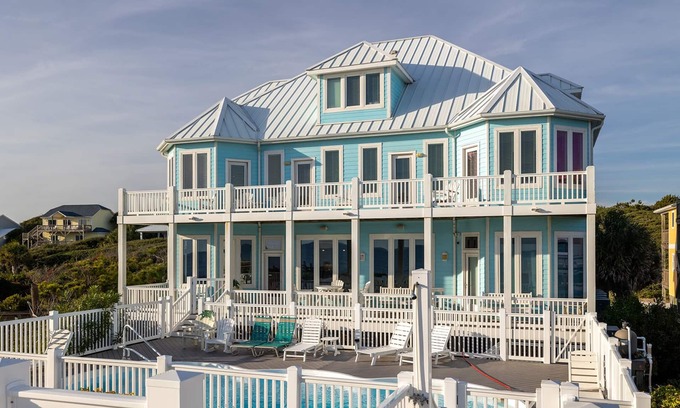 Emerald Isle Casa | Magnolia Moon, Oceanfront House in Emerald Isle, NC!