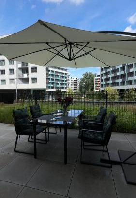 Nivy Apartamento | Magnolia Terrace Apart - FREE PARKING, Family & Sport Friendly Area