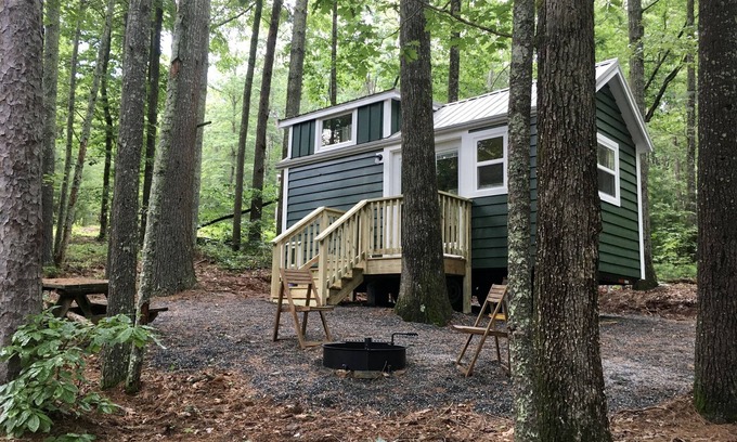 Clarkesville Cabina | Magnolia Tiny Home at Bleu Canoe