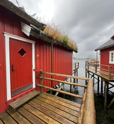 Reine Casa | Magnusbua in Reine city center