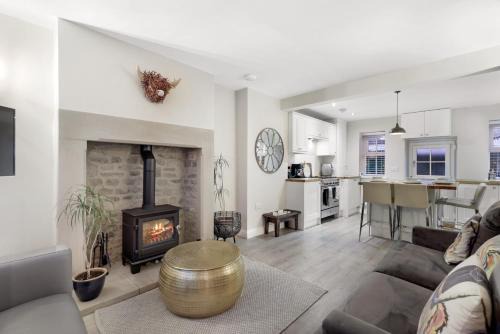 Eastgate Casa | Magpie Cottage - North East Escapes