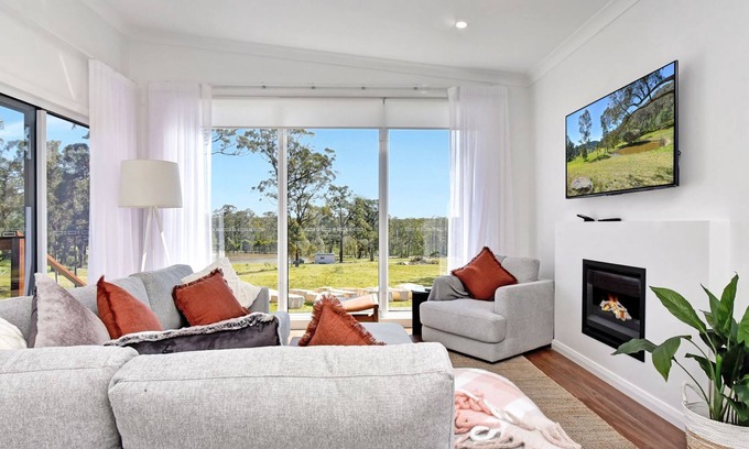 North Rothbury Casa | Magpie Two - Two for Joy Estate. 3 bedroom sleeping 6