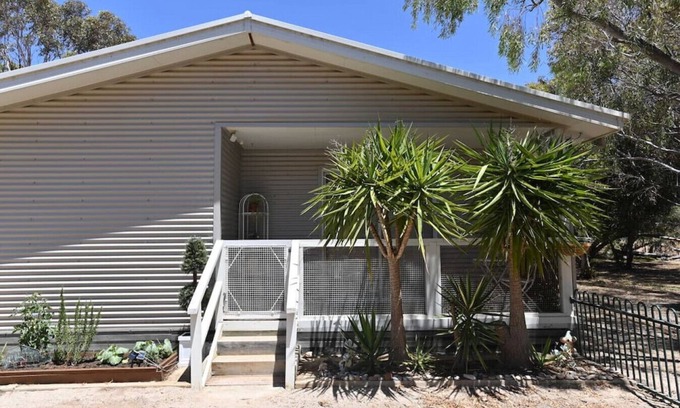 Aldinga Beach Casa | Magpies Nest - Private Guest House - Nature
