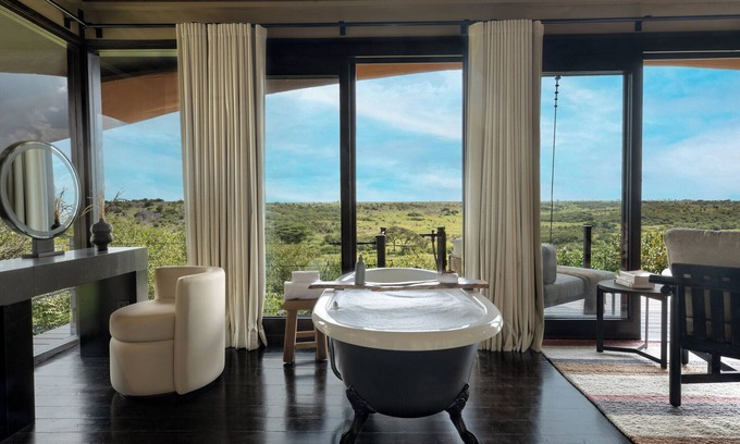 Maasai Mara Otro | Mahali Mzuri