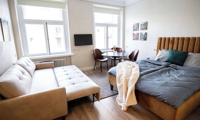 Old Town Apartamento | tARTuStays artist Maikro designed apartment with WiFi and AC in fabulous Tartu