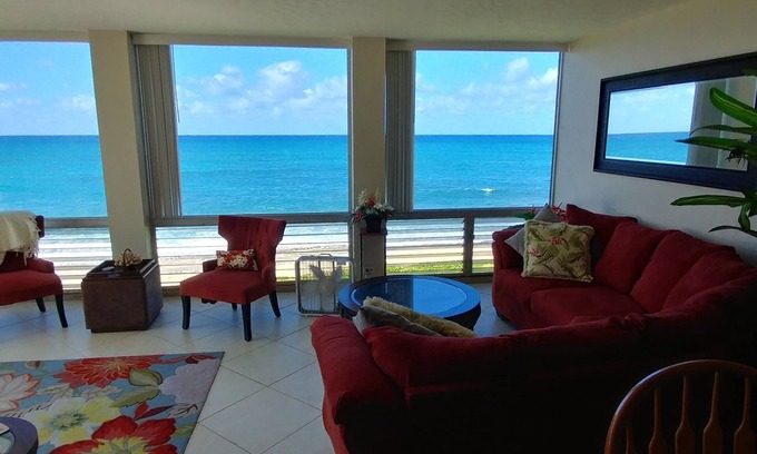 Maili Condominio | Maili Cove Beachfront Get Away: piscina, mar y puestas de sol