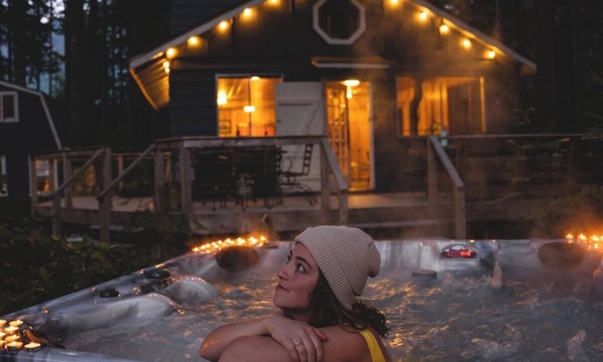 Index Cabina | Main · Amos Cabin - luxury in the mountains on the river.