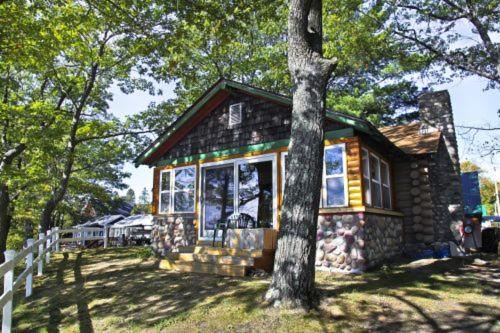 Carp Lake Casa | Main Cabin - STARRY NIGHTS cabin