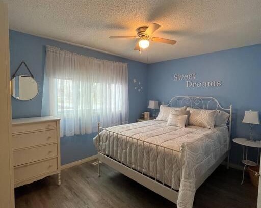 Lethbridge Apartamento | Main Floor Bright & Spacious Apartment