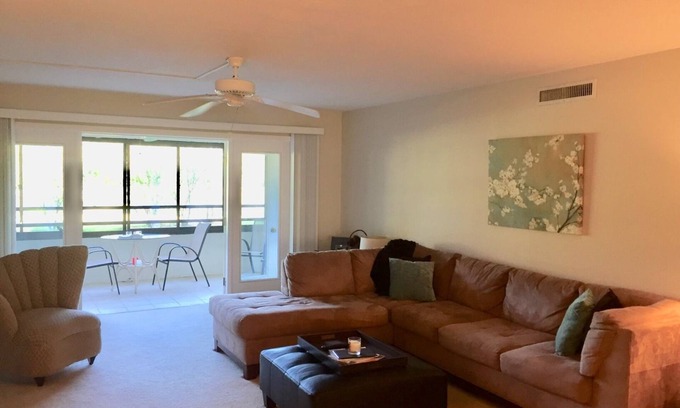 Burnt Store Marina Condominio | Main Floor Condo With Lanai Looking On To Golf Course