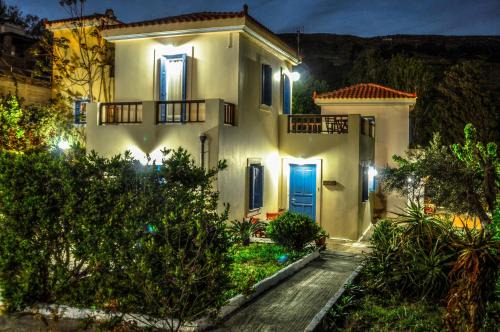 Andros Apartamento | Mainades Maisonettes & Studios