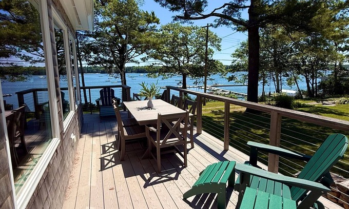 Brunswick Casa | Maine Oceanfront Retreat