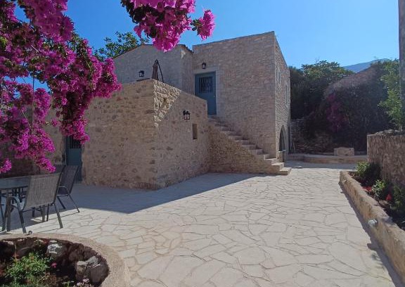 Areopoli Apartamento | Mainotti's house with balcony